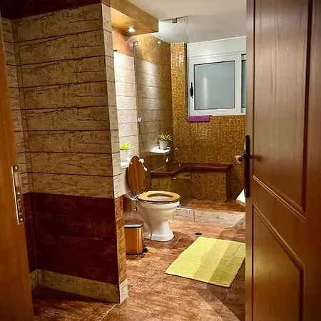 Holiday home ένας ευχάριστος χώρος με πισίνα